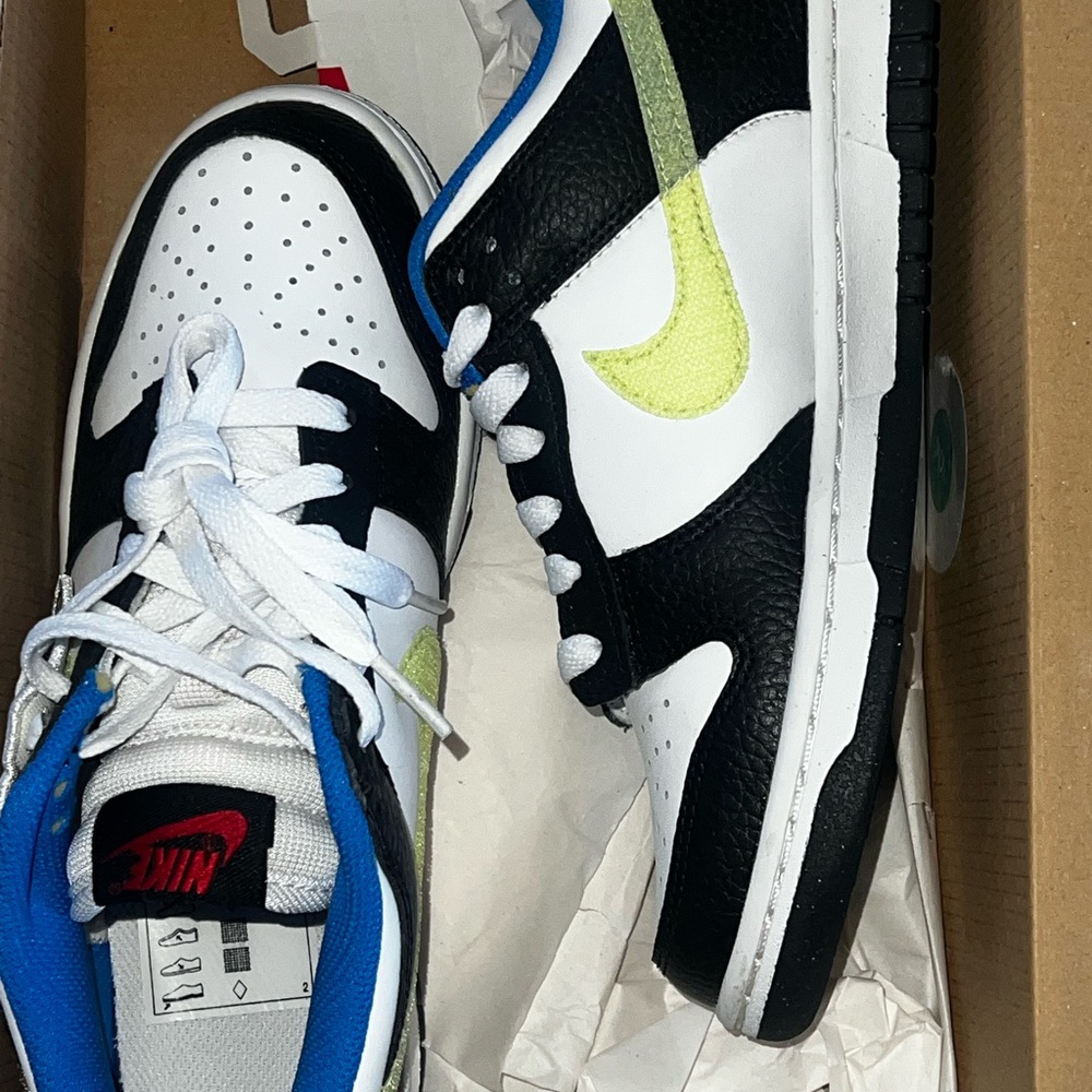 Nike Black and White Sneakers with Classic Design